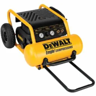 DEWALT HEAVY DUTY 200 PIS 4.5 GALLON ELECTRIC AIR COMPR Brand New
